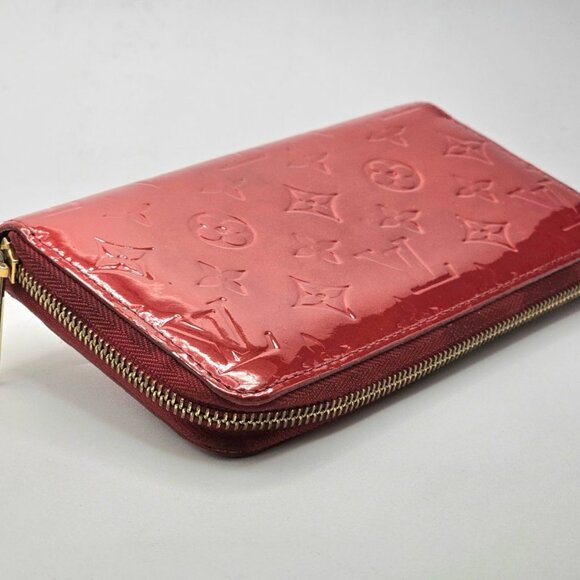Louis Vuitton Monogram Vernis Zippy Red wallet; - Picture 11 of 16